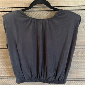 NWT Black Express Cap Sleeve Top With Shoulder Padding Sz Small